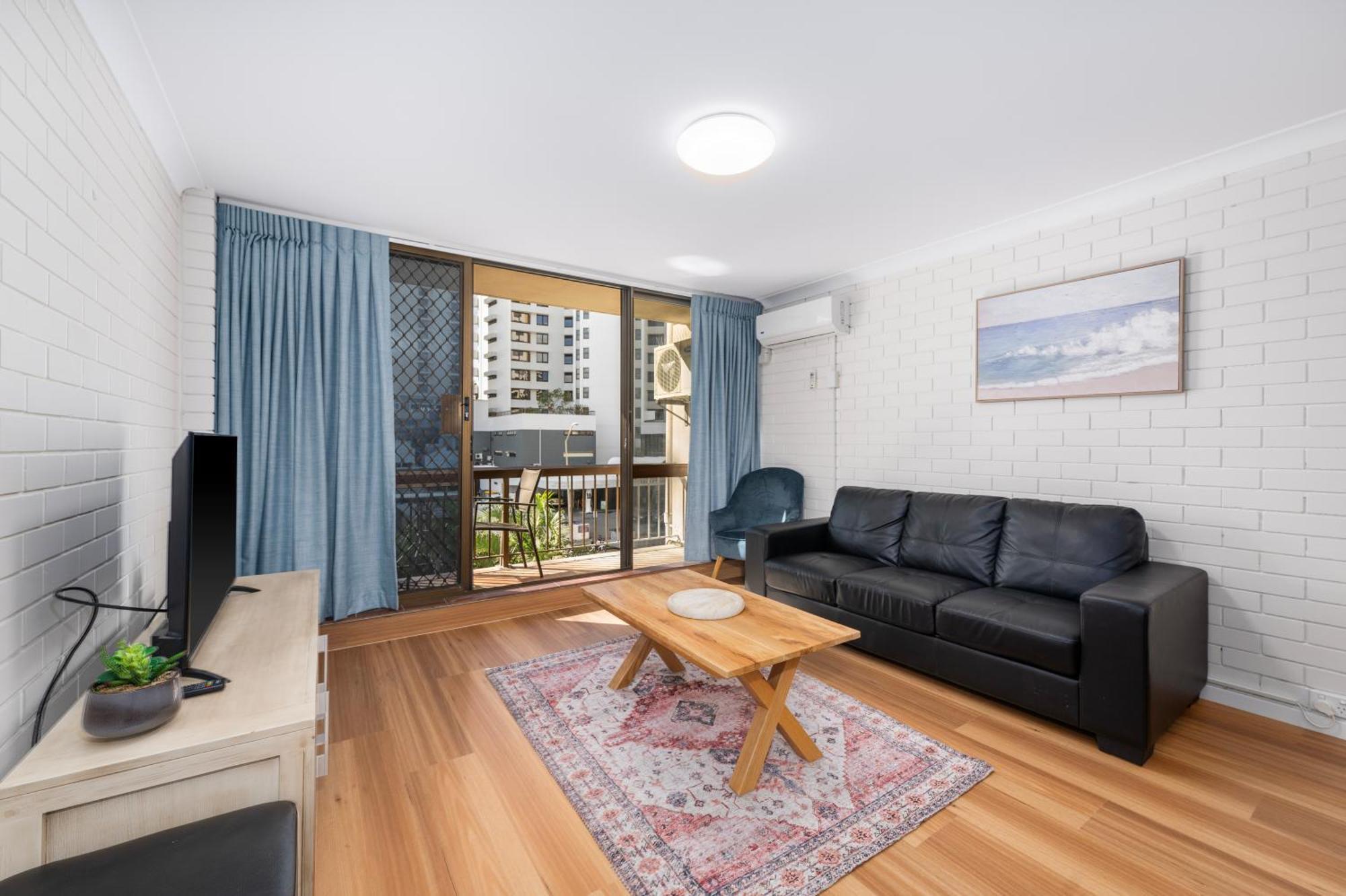 Surfers Paradise- Meters From The Beach! Гоулд Коуст Екстериор снимка