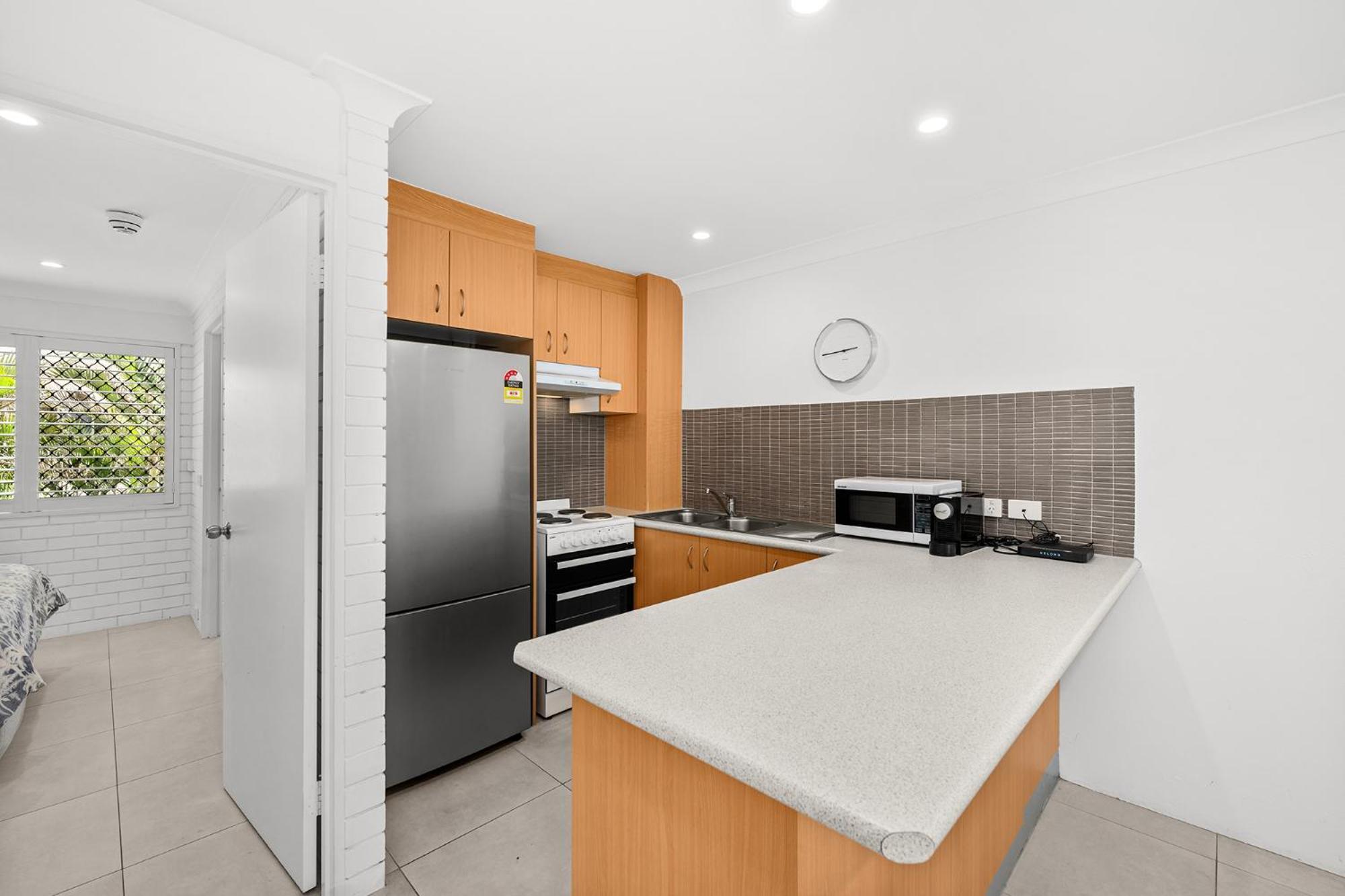 Surfers Paradise- Meters From The Beach! Гоулд Коуст Екстериор снимка