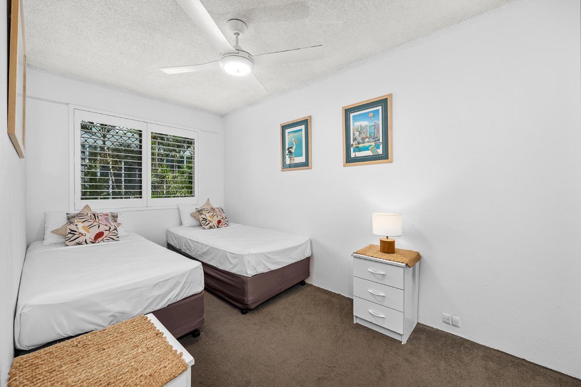 Surfers Paradise- Meters From The Beach! Гоулд Коуст Екстериор снимка